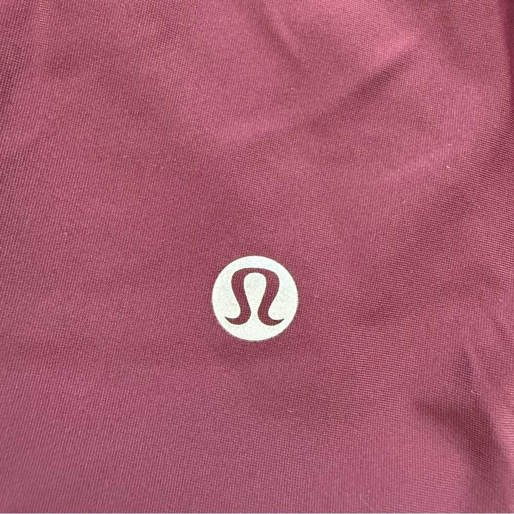 Lululemon Athletica burgundy short skirt size 4 US - Picture 7 of 7